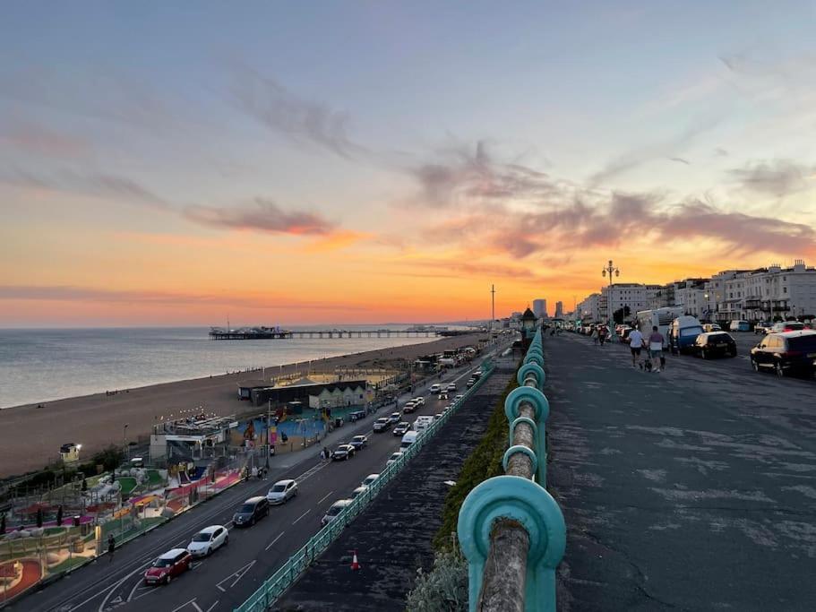 Rooms In A Beautiful House With Free On St Parking Brighton Eksteriør bilde
