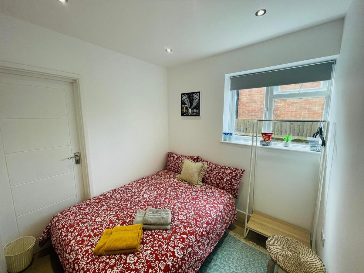 Rooms In A Beautiful House With Free On St Parking Brighton Eksteriør bilde